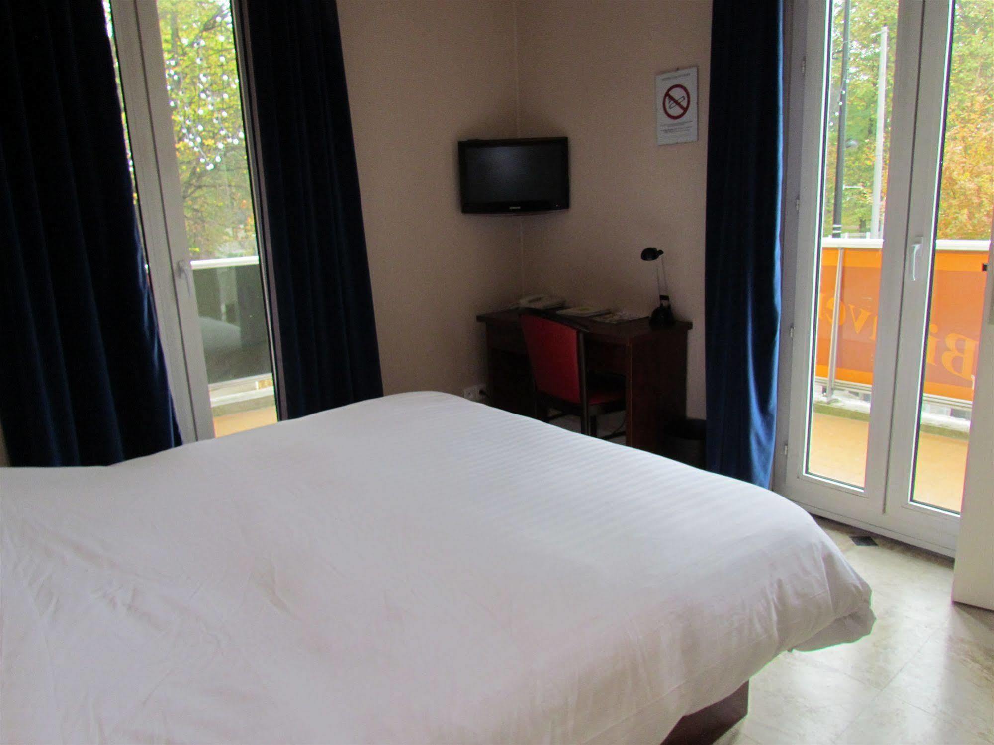 Hotel Du Parc Aulnay-sous-Bois Dış mekan fotoğraf